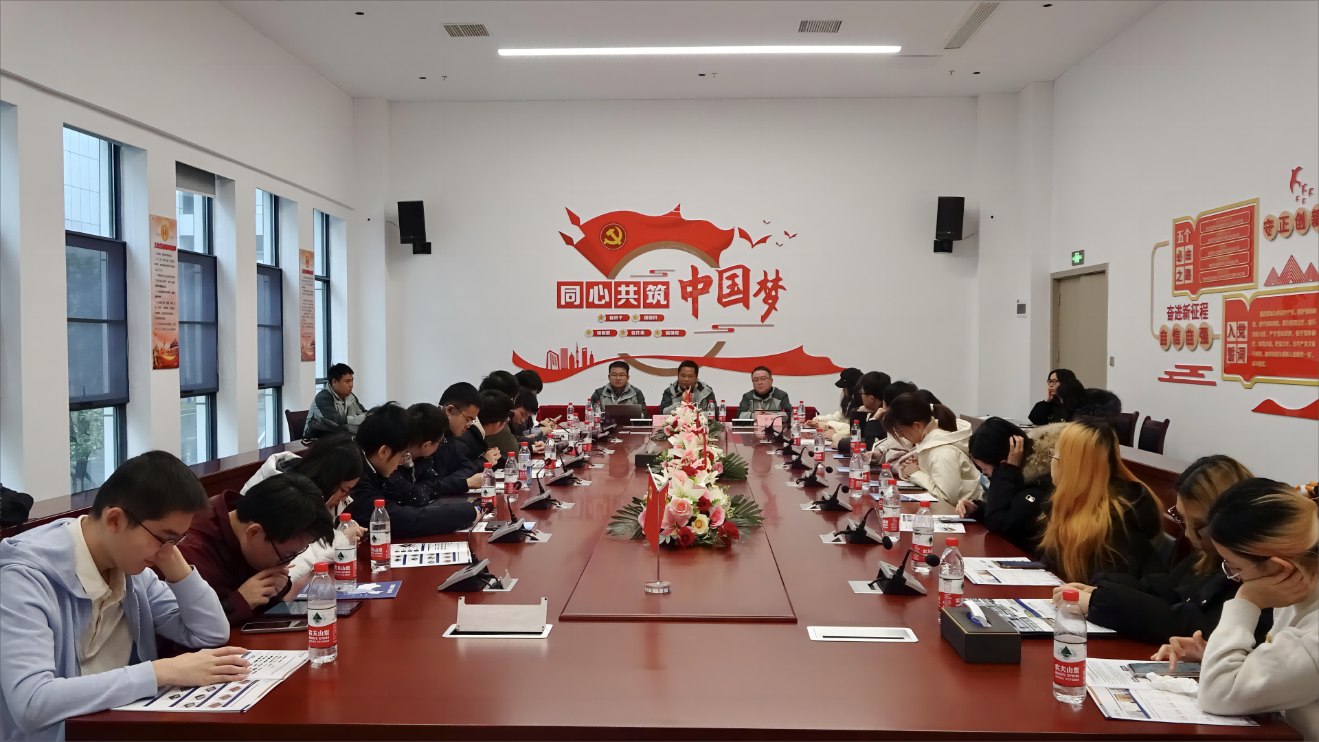 微信图片_20240221134829(1)(1).png 微信图片_20240221134829(1)(1).png